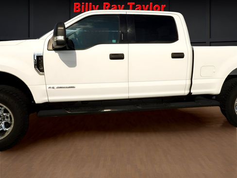 Used 2019 Ford F250 XLT image 9