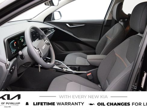 New 2026 Kia Niro LX FWD image 10