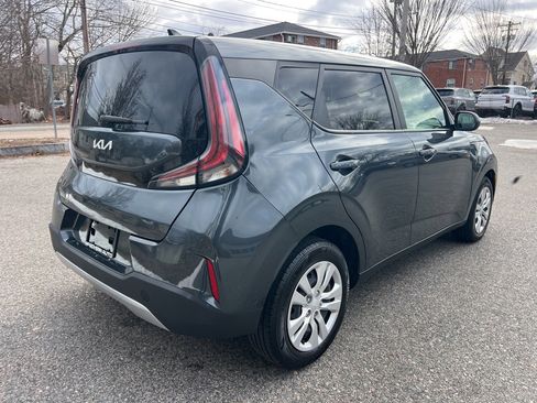 Certified 2023 Kia Soul LX image 5