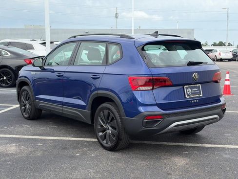 Certified 2024 Volkswagen Taos S FWD image 8