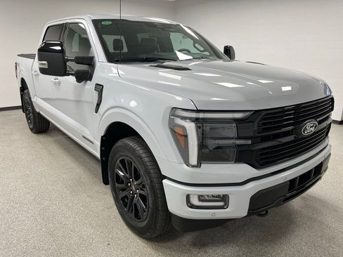 Used 2025 Ford F150 Platinum w/ FX4 Off-Road Package AWD/4WD image 2