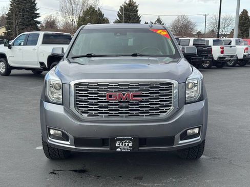 Used 2019 GMC Yukon XL Denali AWD/4WD image 2