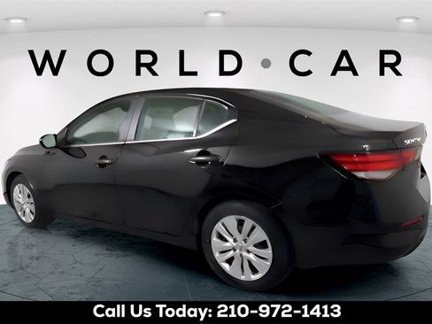 Used 2024 Nissan Sentra S image 10