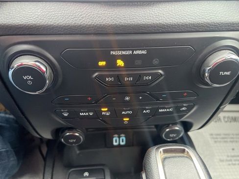 Used 2019 Ford Ranger XLT w/ Equipment Group 301A Mid image 21