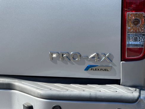 Used 2017 Nissan Frontier PRO-4X w/ Pro-4x Luxury Package AWD/4WD image 31