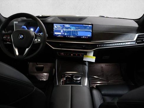 New 2026 BMW X5 xDrive40i AWD/4WD image 16
