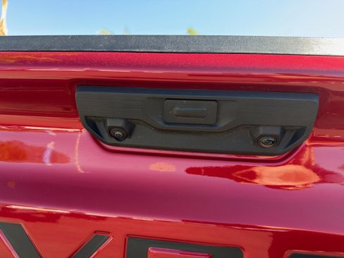 Used 2024 Chevrolet Silverado 1500 LT Trail Boss w/ Protection Package image 15