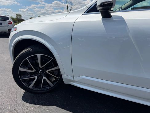 Used 2020 Volvo XC90 T6 Momentum w/ Protection Package AWD/4WD image 46