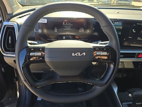 New 2026 Kia Sorento LX image 31