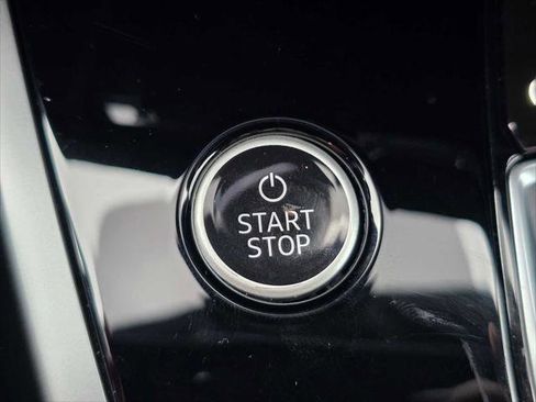 Used 2023 Audi Q4 e-tron Premium Plus w/ Premium Plus image 33