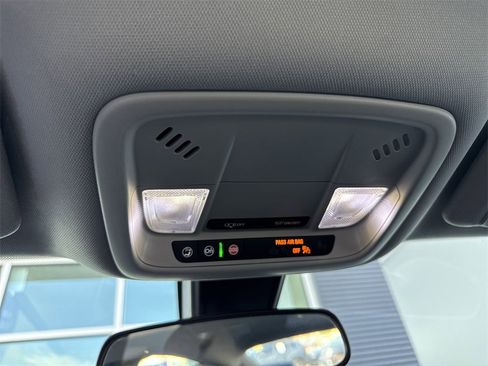 Used 2021 Chevrolet Malibu LS image 27