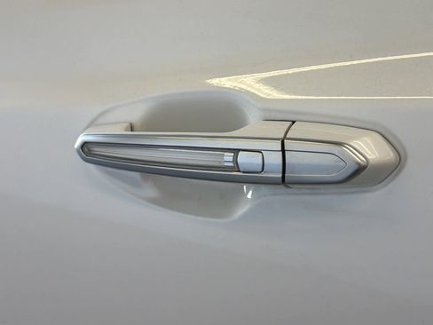 Used 2021 Cadillac XT5 Premium Luxury image 12