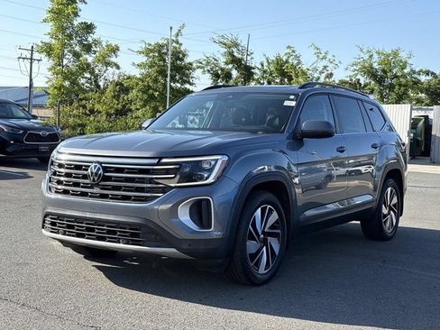 Used 2024 Volkswagen Atlas SE AWD/4WD image 6