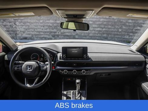 Used 2024 Honda CR-V EX image 31