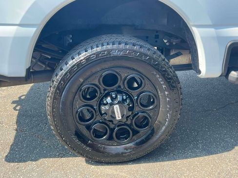 Used 2024 Ford F250 Lariat w/ Lariat Ultimate Package AWD/4WD image 14