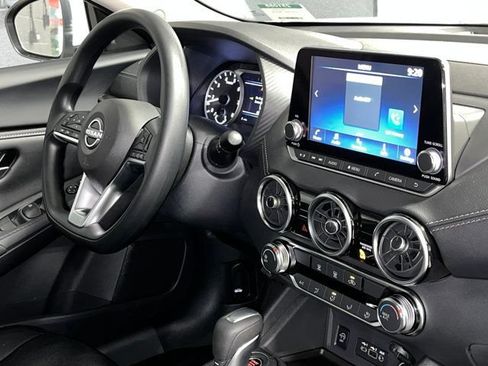 Used 2025 Nissan Sentra SV FWD image 13