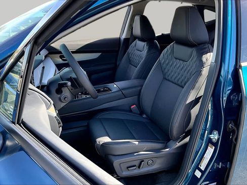 New 2026 Nissan Murano Platinum w/ Cargo Package AWD/4WD image 9