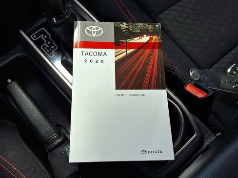 Used 2020 Toyota Tacoma SR5 image 29