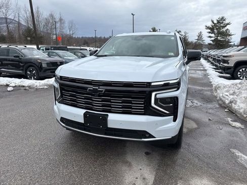 New 2026 Chevrolet Suburban High Country AWD/4WD image 38