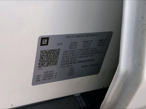 Used 2021 Cadillac Escalade Sport w/ Driver Assist Tech Package image 37