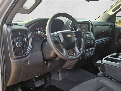 Used 2025 Chevrolet Silverado 1500 Custom RWD image 10