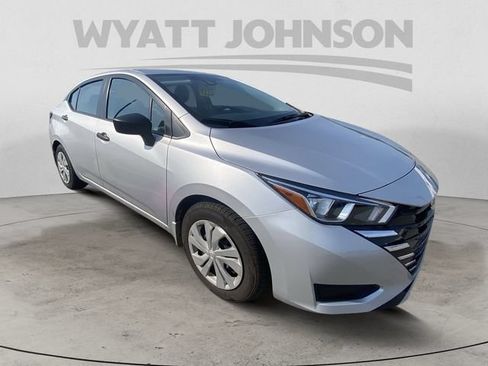 Used 2024 Nissan Versa S w/ Trunk Package FWD image 12
