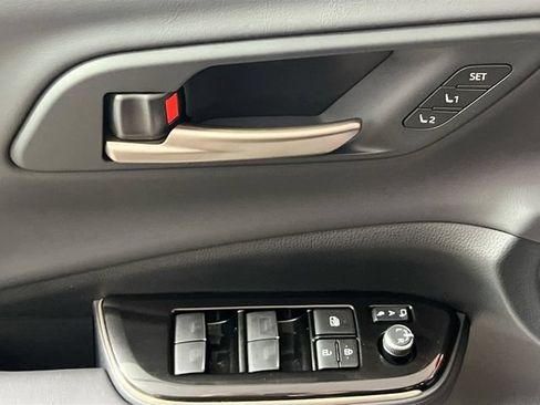 New 2026 Toyota Crown Platinum AWD/4WD image 14