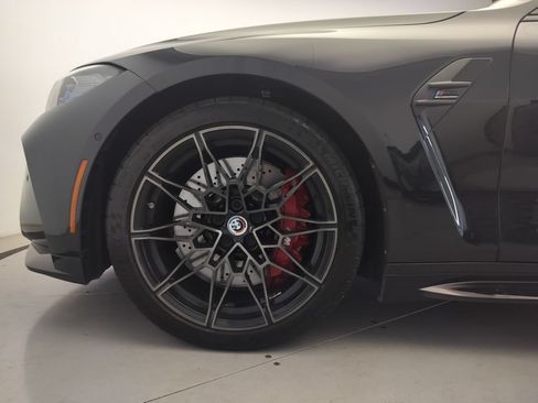 Used 2022 BMW M4 xDrive Competition w/ M Carbon Exterior Package AWD/4WD image 5