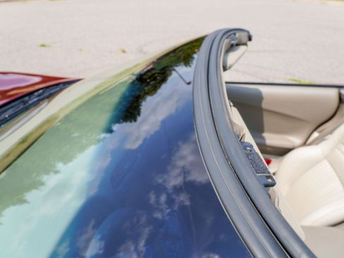 Used 2003 Chevrolet Corvette Convertible w/ Preferred Equipment Group1 RWD image 28