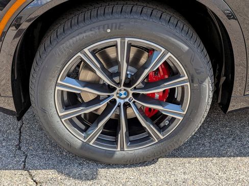 New 2026 BMW X5 xDrive40i AWD/4WD image 9
