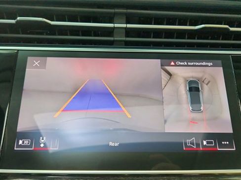 Used 2023 Audi Q7 2.0T Premium Plus w/ Premium Plus Package image 48