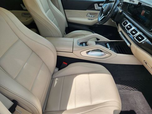 Used 2021 Mercedes-Benz GLS 450 4MATIC image 13