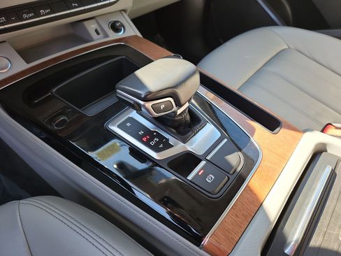 Used 2021 Audi Q5 2.0T Premium Plus image 21