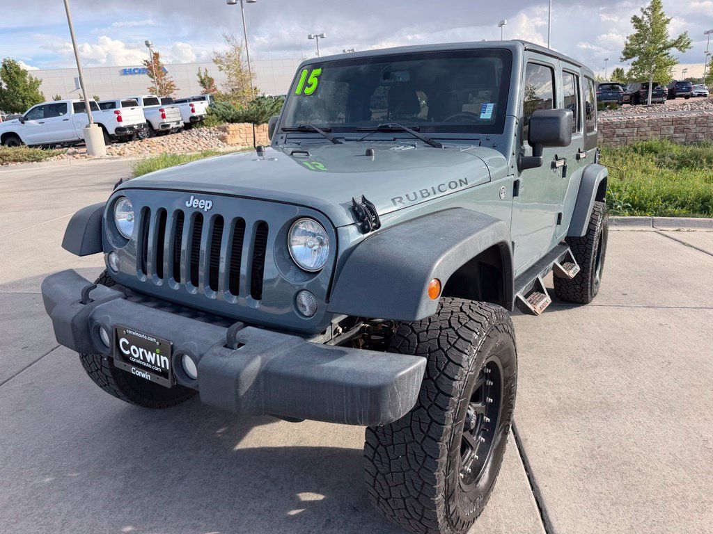 Used 2015 Jeep Wrangler Unlimited Rubicon w/ Connectivity Group AWD/4WD image 3
