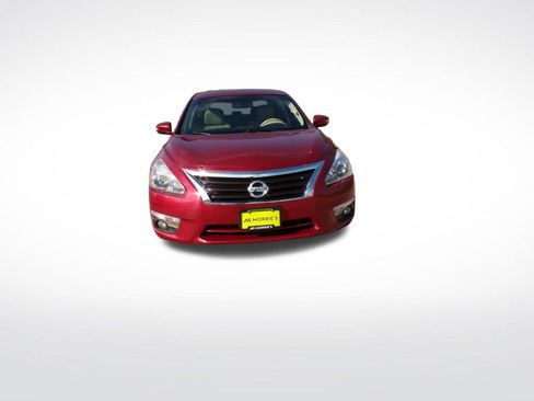 Used 2015 Nissan Altima 3.5 SL FWD image 10