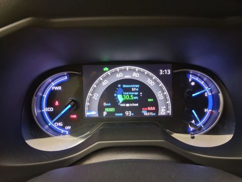 Used 2020 Toyota RAV4 XSE w/ XSE Grade Weather Package AWD/4WD image 17