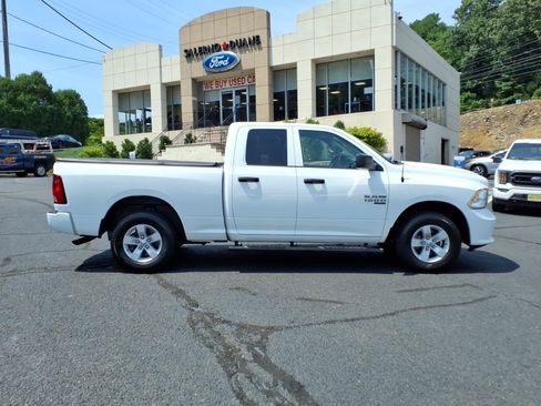 Certified 2019 RAM 1500 Express AWD/4WD image 4