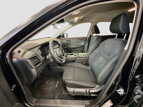Used 2023 Nissan Rogue S AWD/4WD image 13