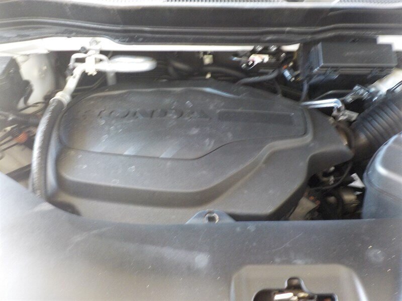 Used 2016 Honda Pilot Elite image 14