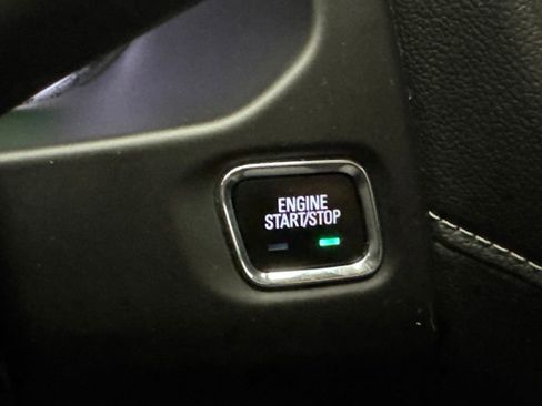 Used 2017 GMC Acadia SLE FWD image 27