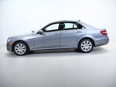 Used 2012 Mercedes-Benz E 350 4MATIC Sedan image 9