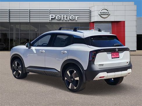 New 2025 Nissan Kicks SR w/ Illumination Package image 3