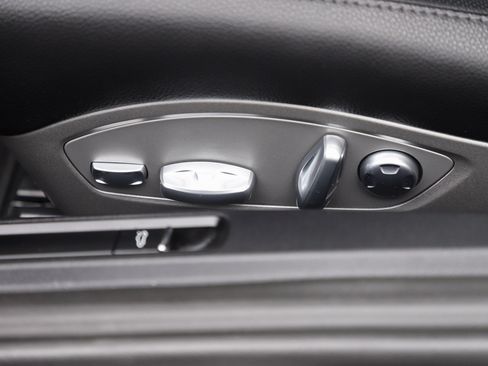 Used 2019 Porsche 911 Carrera image 35