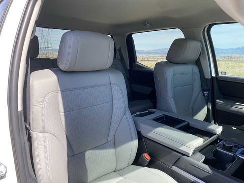 Used 2024 Toyota Tundra Limited w/ TRD Off-Road Package AWD/4WD image 18