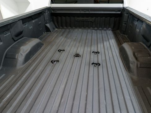 Used 2024 GMC Sierra 2500 AT4 w/ AT4 Premium Plus Package image 12