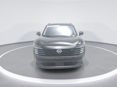 Used 2025 Nissan Kicks SR image 2