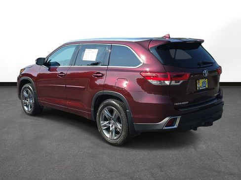 Certified 2019 Toyota Highlander Limited Platinum AWD/4WD image 9
