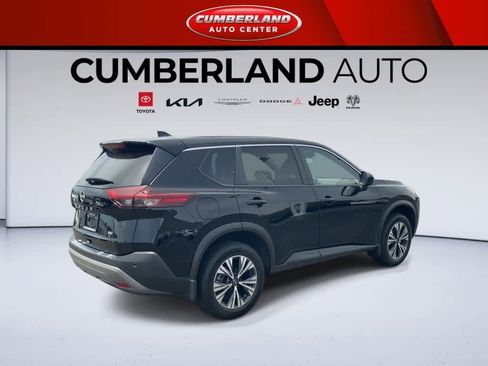 Used 2023 Nissan Rogue SV FWD image 8