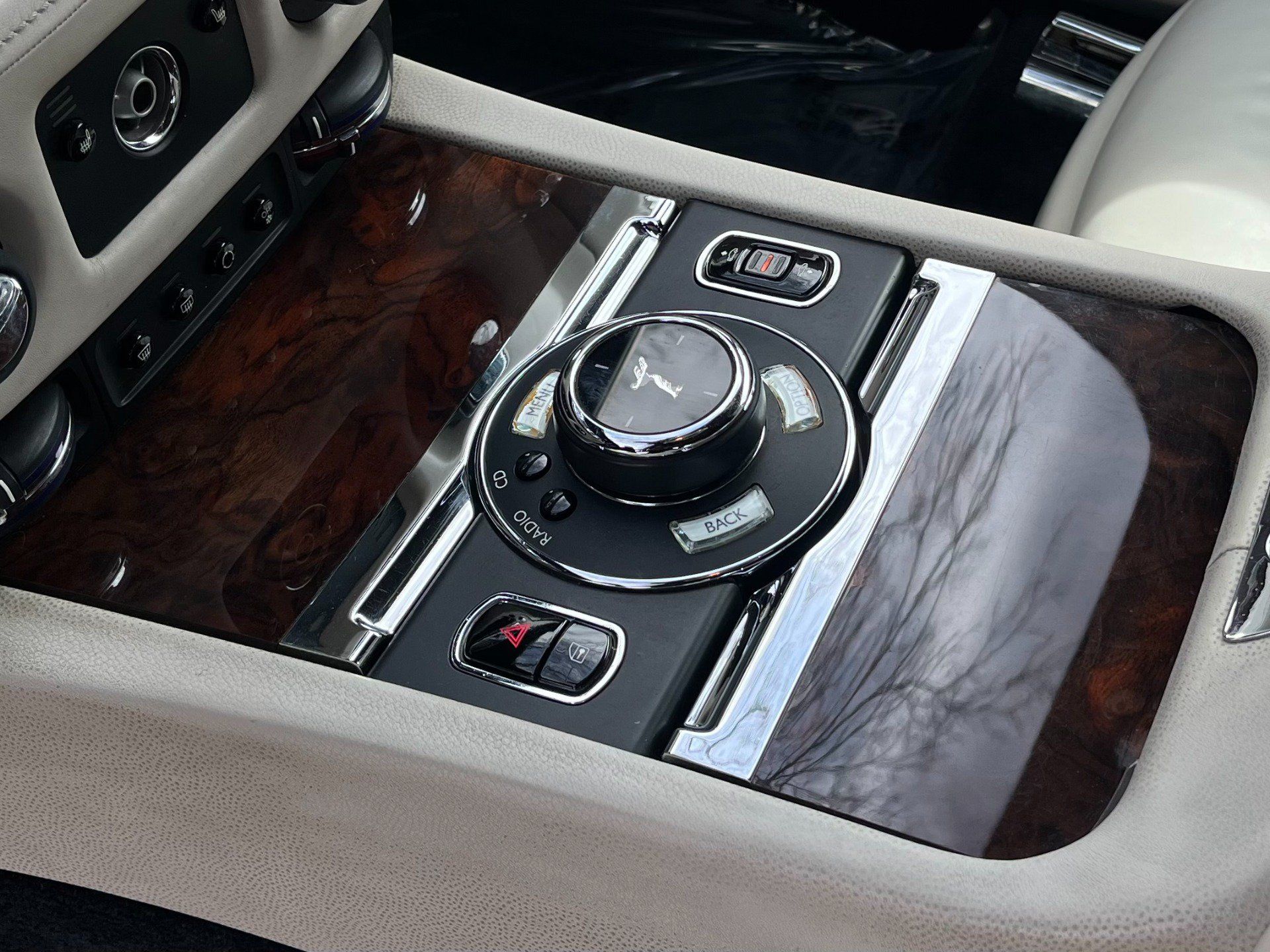 Used 2016 Rolls-Royce Wraith RWD image 53