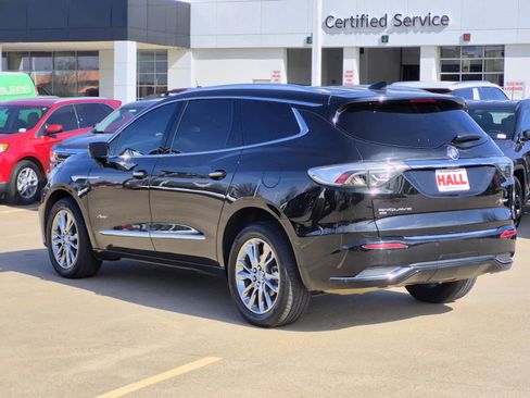 Used 2023 Buick Enclave Avenir w/ Avenir Technology Package image 4